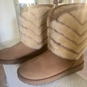 Ugg boots- like new Chevron print